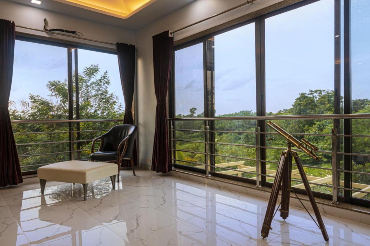 Saffronstays Aura, Alibaug - Luxury Pool Villa With A Game Room And Spacious Lawn Алибаг Экстерьер фото